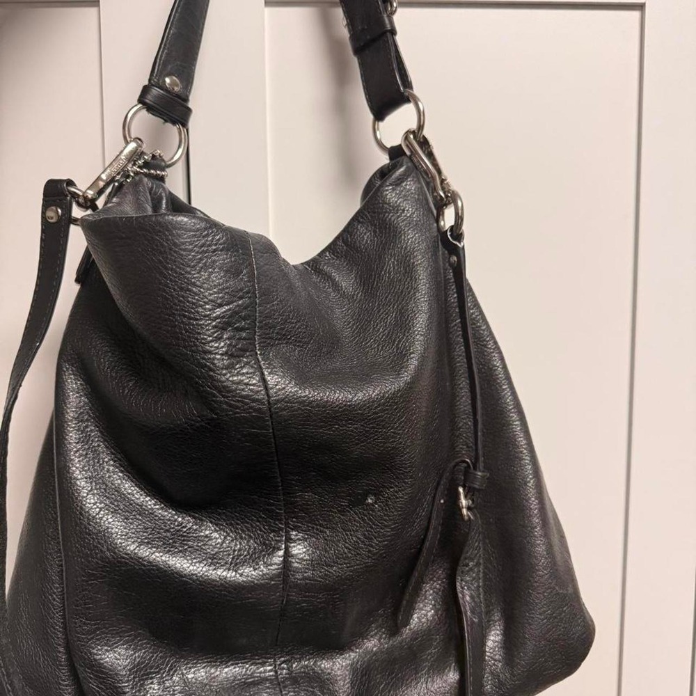 Coach Black Pebbled Hobo Shoulder Bag Zip Top Purple Lined Pockets Silver - Picture 2 of 8
